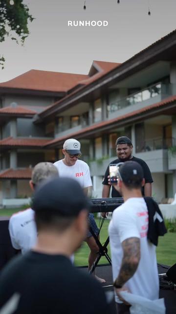@RUNHOOD | Media Lari 🏃🏻