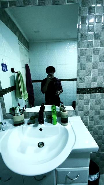 @𝑻𝒉𝒐𝒎𝒊🕷️