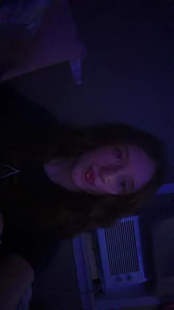 @yourfavbre<3💋