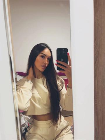 @issidorraaaaa