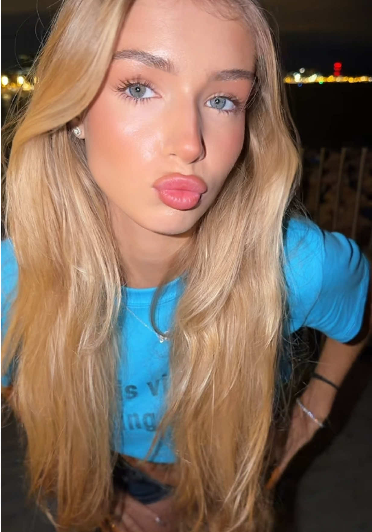 @e