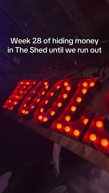@WOOLSHED ON HINDLEY