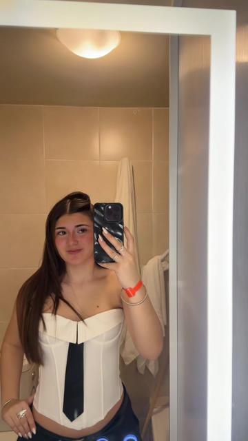 @Oriana Logioia