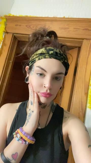 @🫥Sabrina🫥