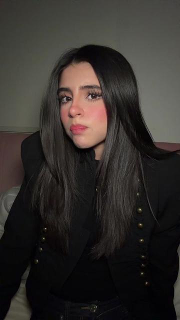 @Claudiagarmaaa