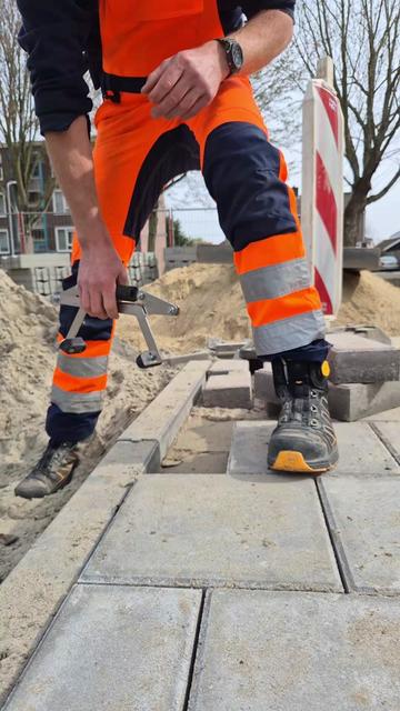 @Dutch Paving Tools
