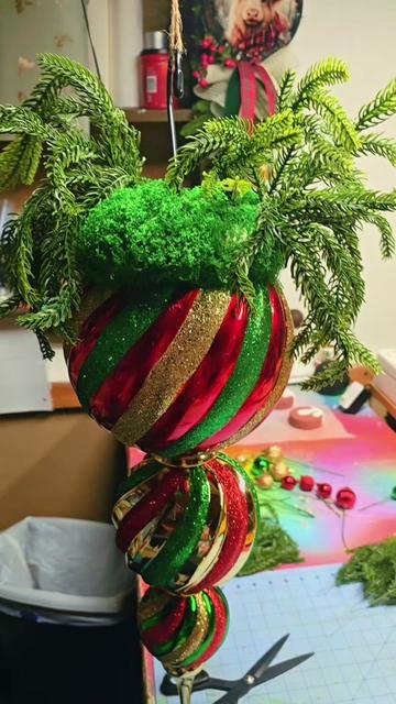 @RosiePosie, WreathsbyRosie❌️