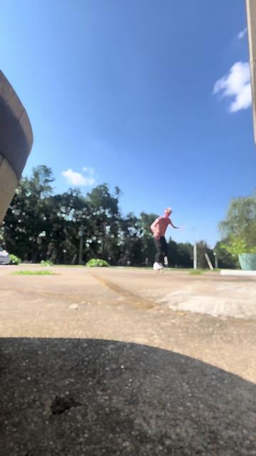 @omertàskates
