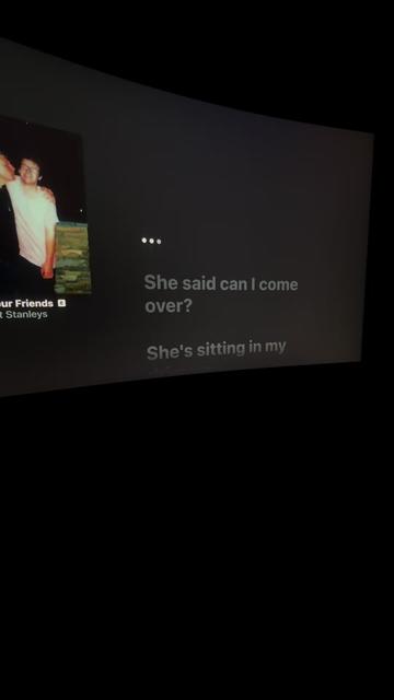 @🎧