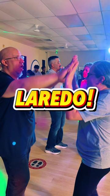 @Latinos Academia de Baile