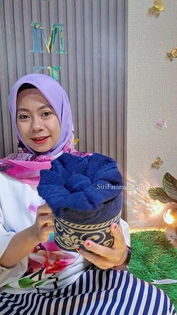 @Siti Fatimah|Gift Box
