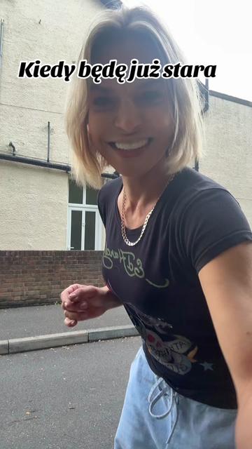 @karolina zarnecka
