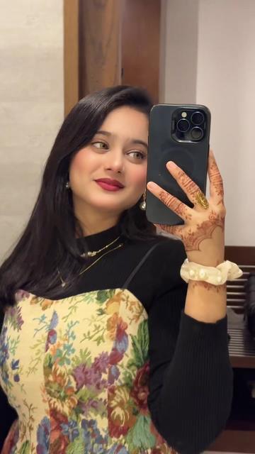 @_Umme_Sinha_