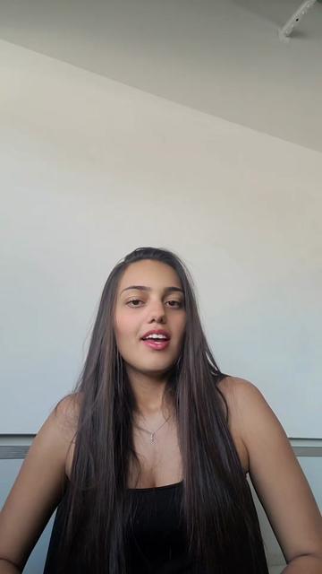 @Lara_Lu&iacute;za