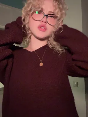 @рия вэсликс <33