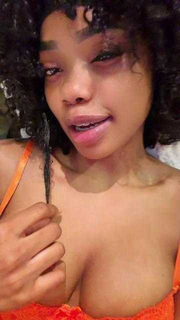 @Latifá
