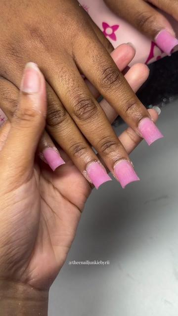 @Rihanna | KCMO Nail Artist