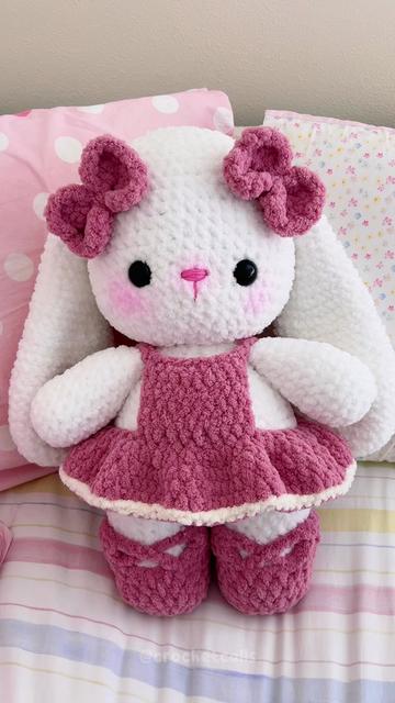 @crochetcalls