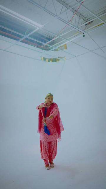 @Bhangra_with_majajanzz