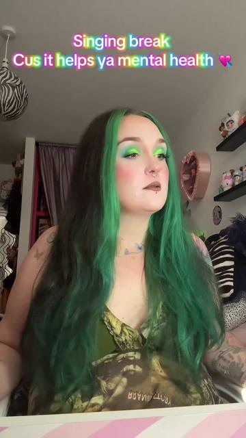 @demgetsobsessed