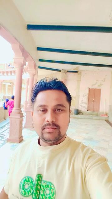 @deewana Saroj mandal