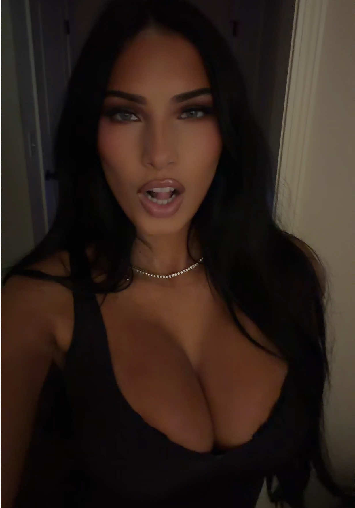 @Elle B