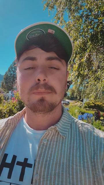 @🇿🇦🦎Quintin Petterson🦎🇿🇦