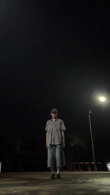 @mon