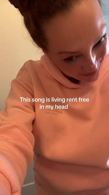 @Curlygingy