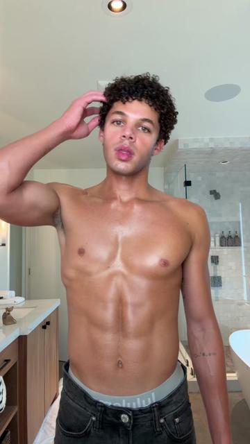 @ISAIAH BONNET