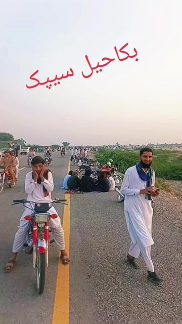 @🧡🤎💛Malak Namat Allah💙💜💚