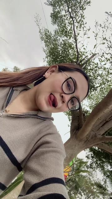 @YulianaLarasati_