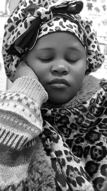 @Zuhura 😘🇧🇮🥰🇹🇿❤️🇨🇦