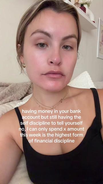 @chloe