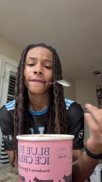 @JAysØ