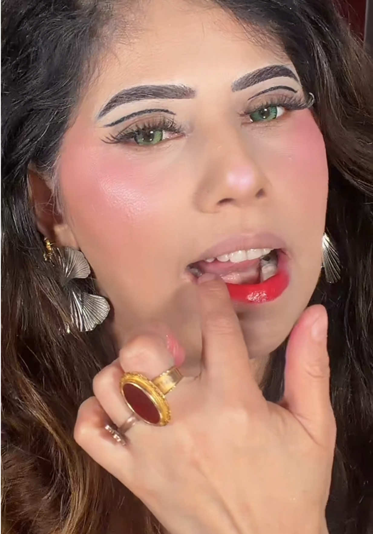 @momomalik20