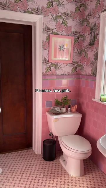 @nicole 🪩 colorful home