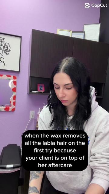 @waxedbyashley