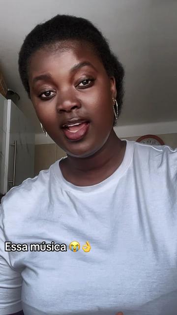 @Uncandia Badjuda Rica👸🏾🦋