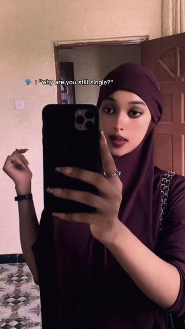 @Husna🌸