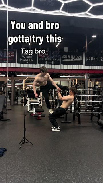 @𝔄𝔲𝔰𝔱𝔦𝔫Liftz