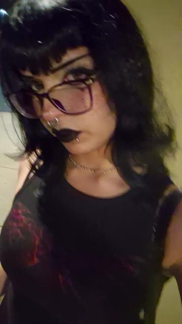 @Miss Dracula