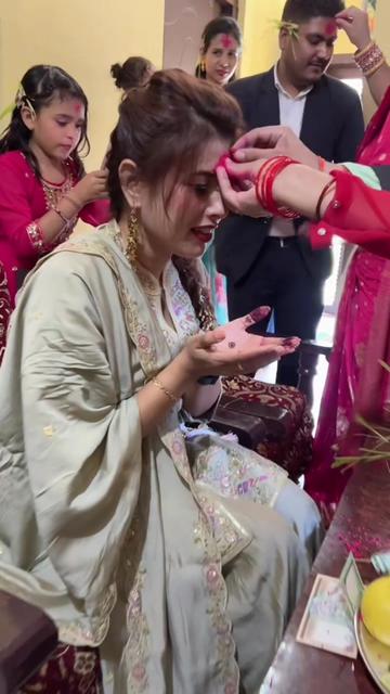 @Rekha Joshi