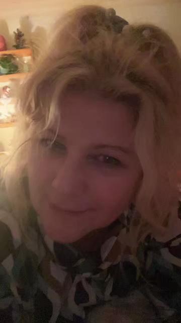 @⚫️ Anita ⚫️S&aacute;rk&ouml;zi
