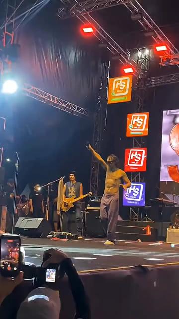 @vodkarocknroll