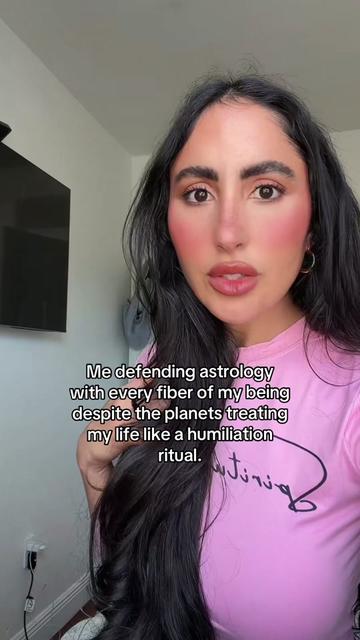 @Camila Regina 🐝