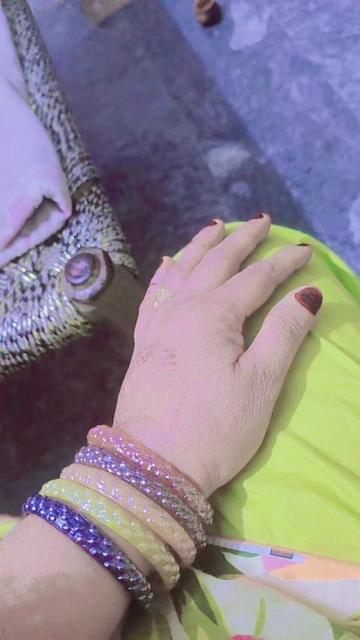 @👑 Hania Mughal 👑