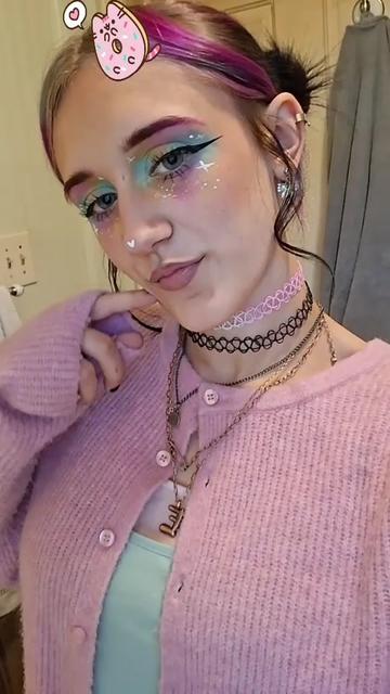 @Eddy 🌈🦄