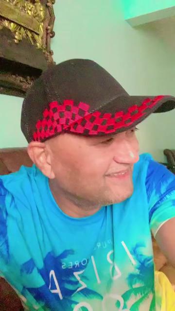 @Vinomas🇬🇧uk✝️🎤🎧