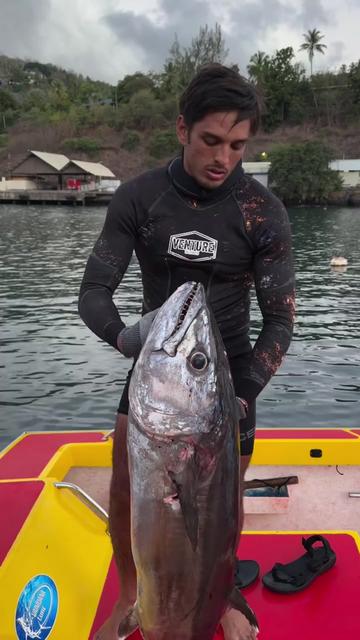 @Venture Wetsuits